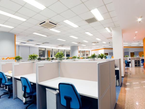 Observe how the charge and discharge rates are scaled and why it matters.