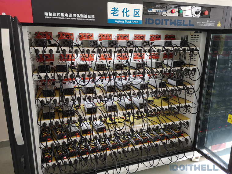 Hot Selling DC to DC Charger 12V 60A Fast on Board Universal Smart Automatic 12 Volt Battery to Battery Charger 12V RV