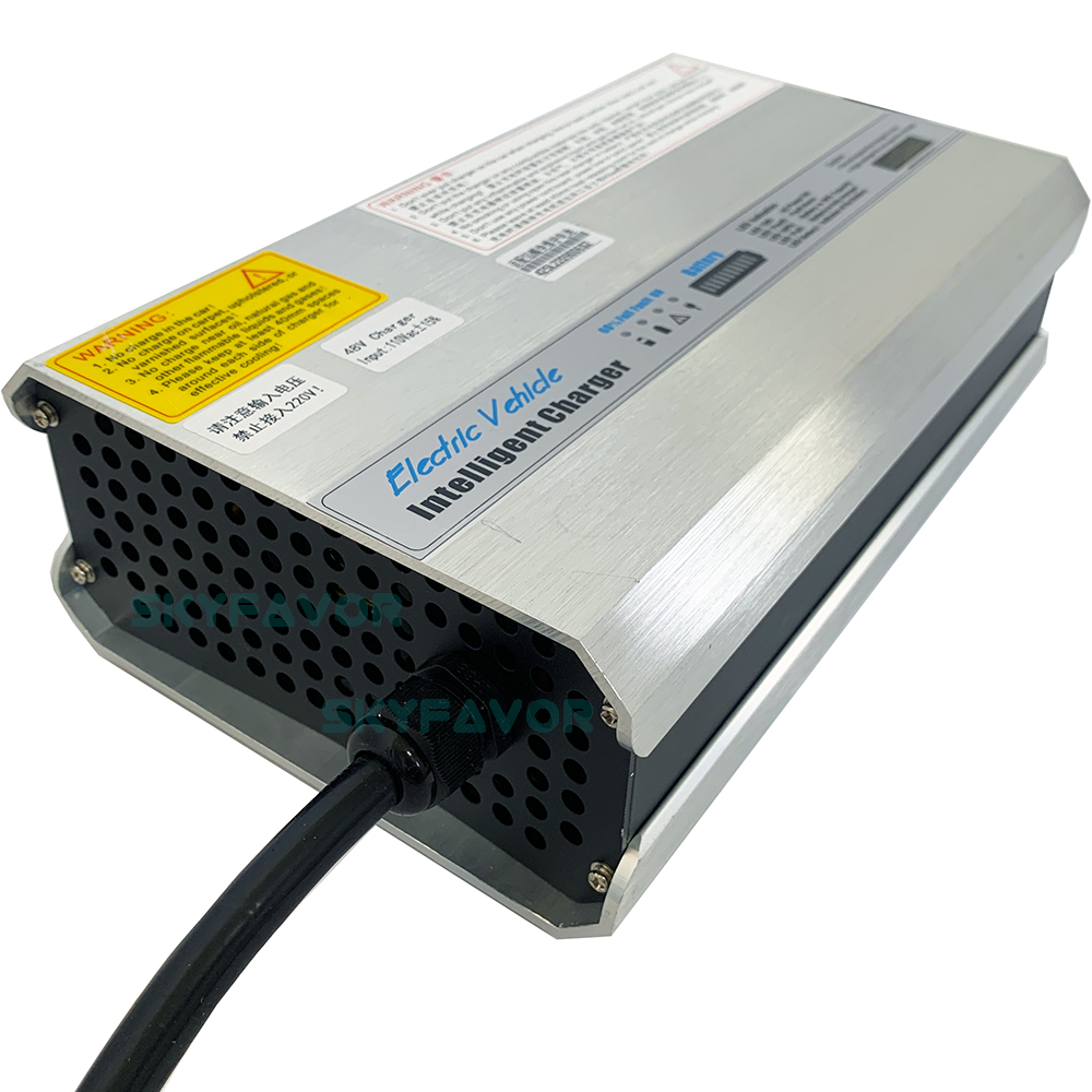 Maintenance Free Lead Acid Battery Charger 48V 25A Golf Cart Charger Y60 Connector for 48 Volt Tour Bus Car Electric Vehicle