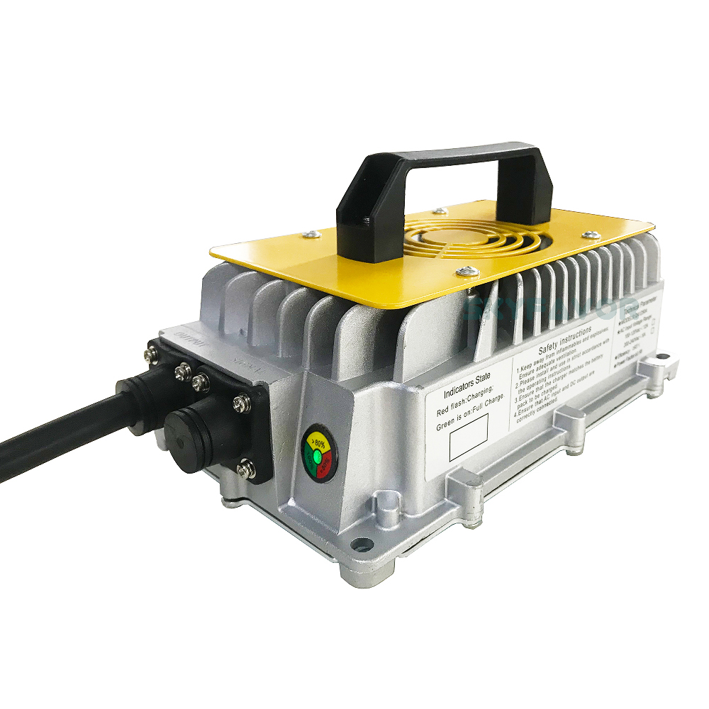Custom Intelligent 60V Lifepo4 Battery Charger 60V 15A Automatic Dustproof Waterproof 60 Volt 20S Lifepo4 Battery Charger